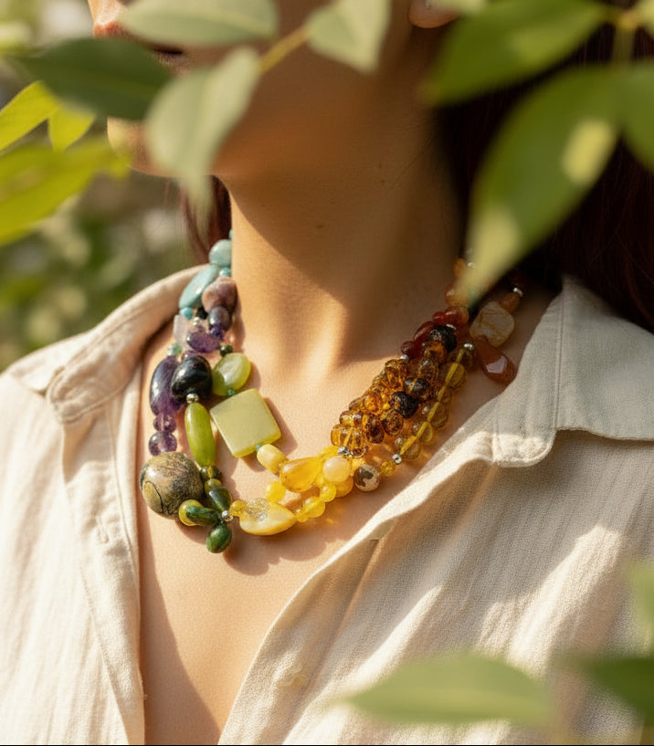 Collar Confeti Triple Broche
