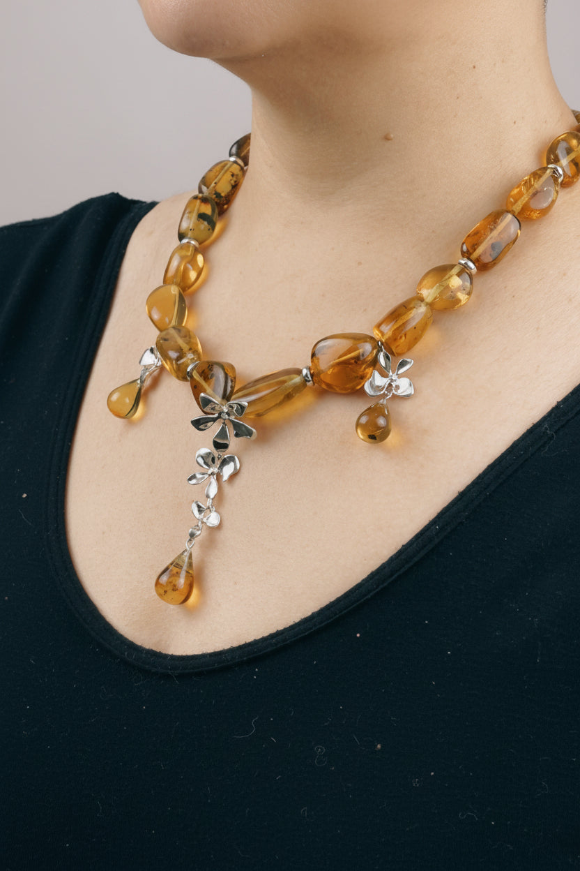 Amber necklace 3 flowers