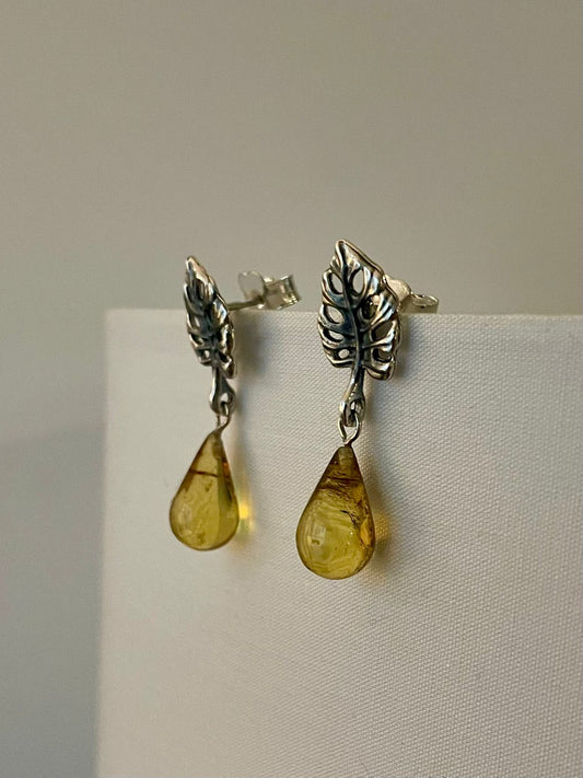 Arete Monstera Gota Ámbar