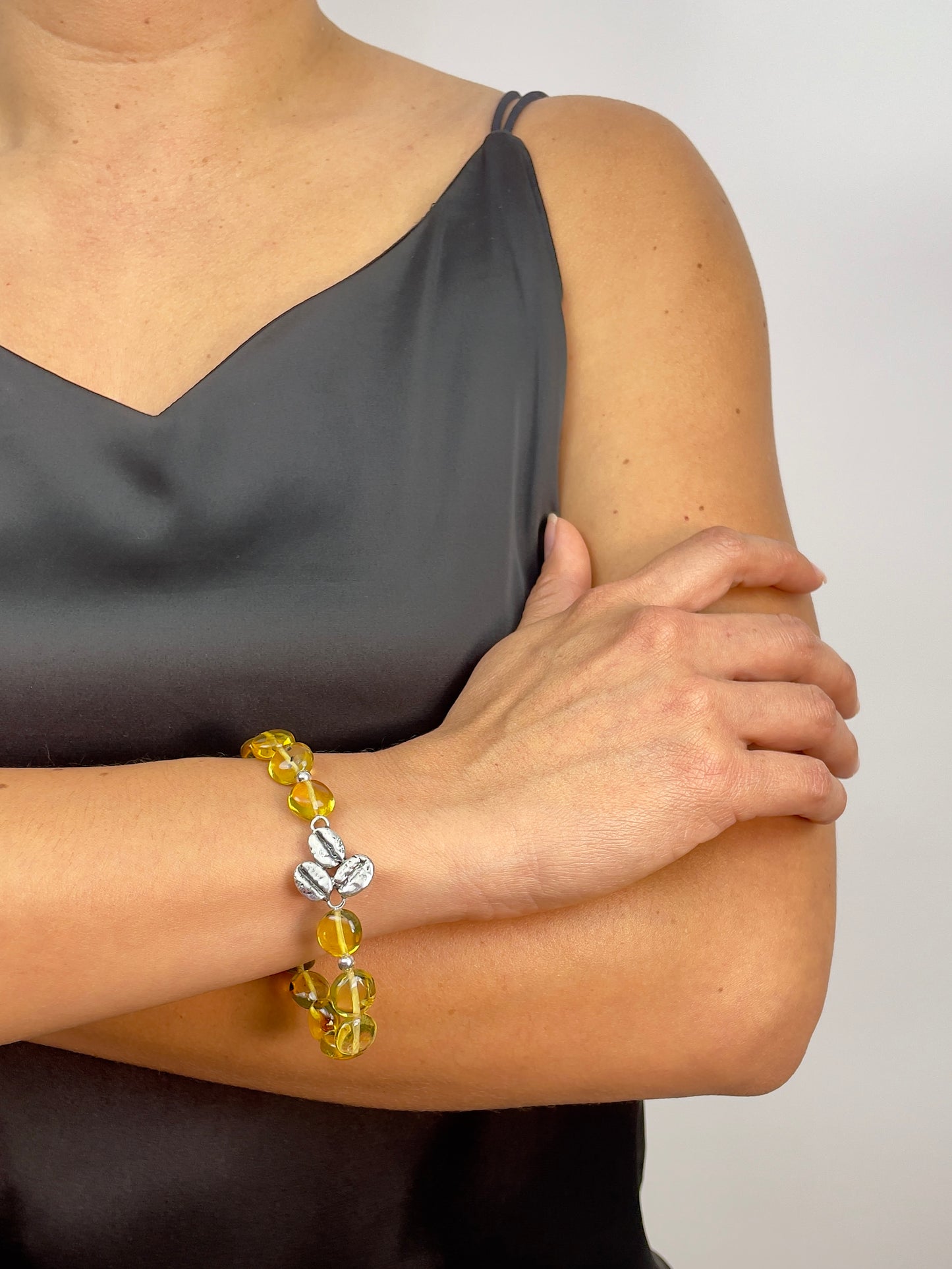 PULSERA LUNETA 3 GRANOS