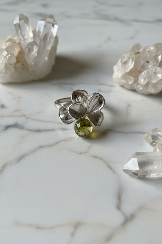 Anillo flor de ilusión