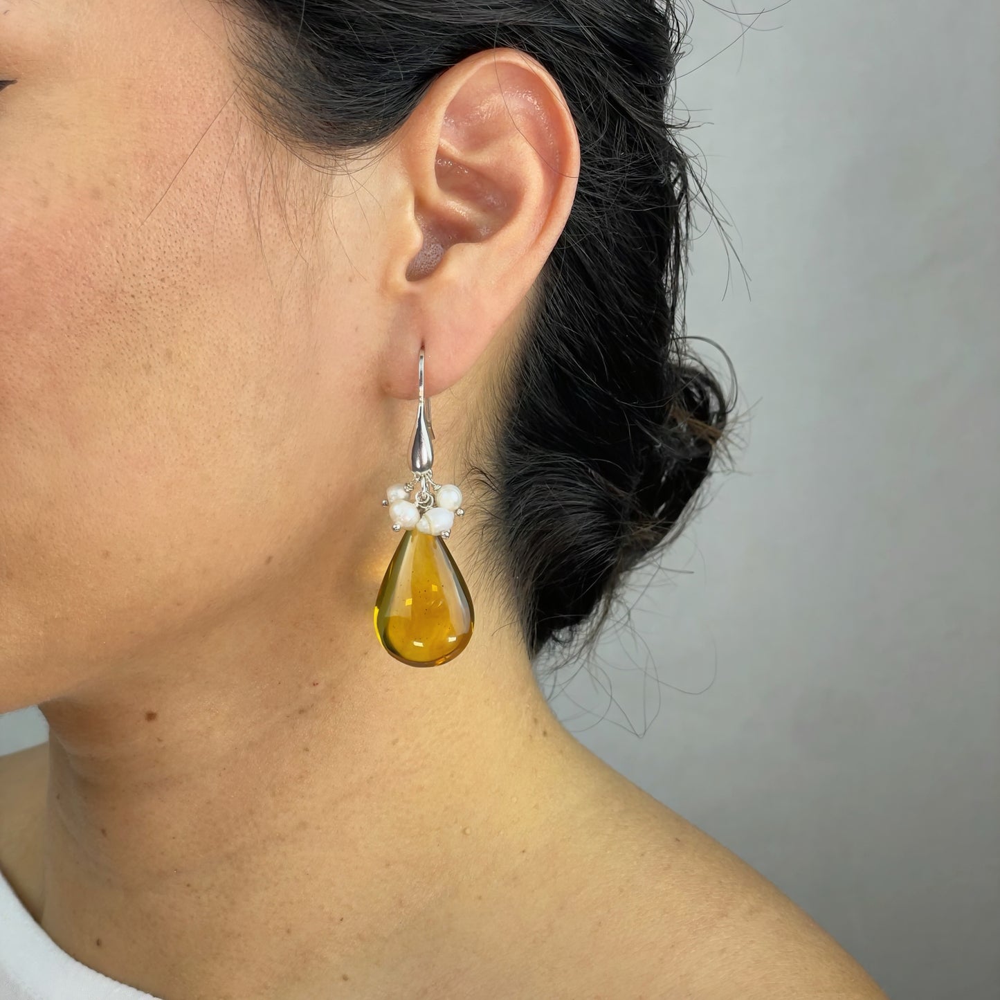 Aretes Lagrima Almendra Perlitas