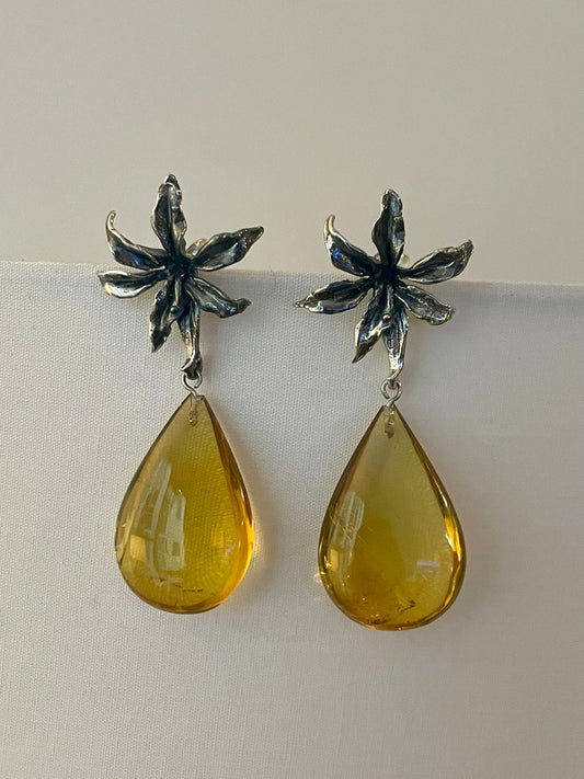 Arete Lily Almendra Ámbar