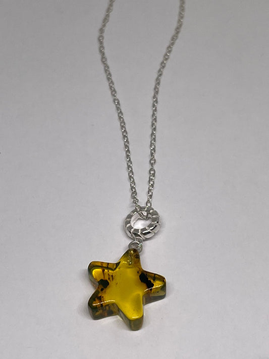 Cadena dije estrella en ámbar