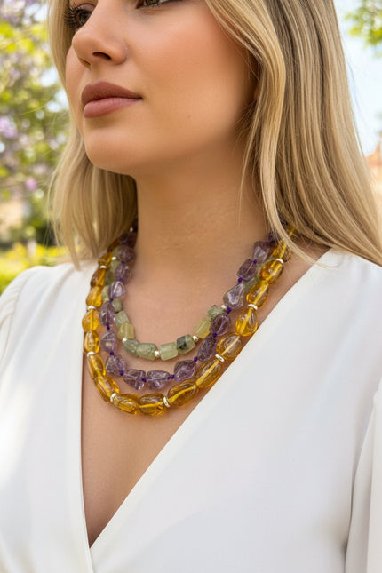Collar Prehenita