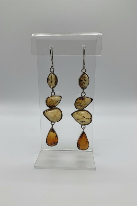aretes monarca gota roja